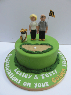 Golfing couple cake